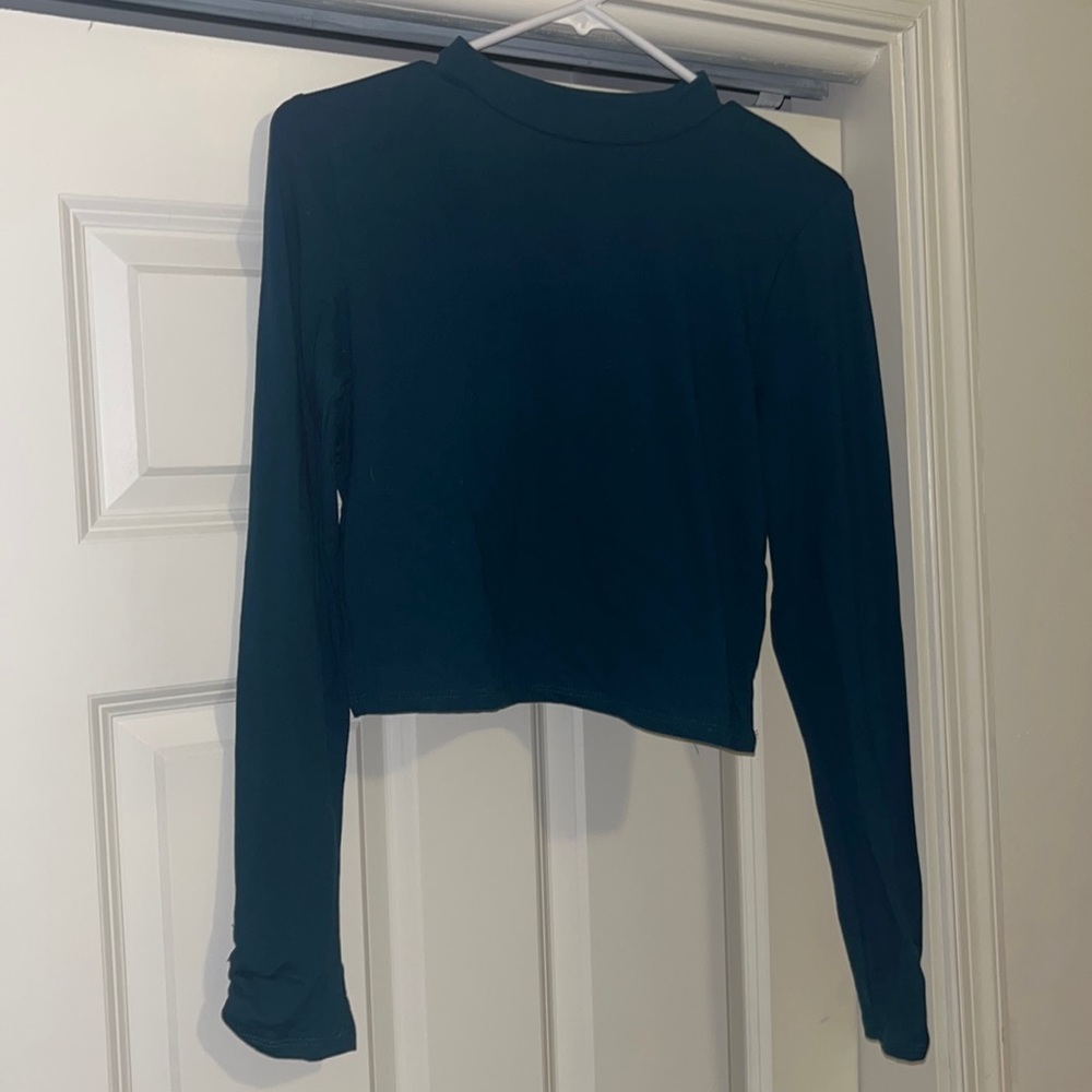 Long sleeve Crop top